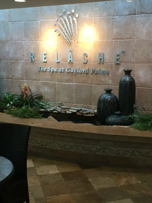 relache gaylord palms