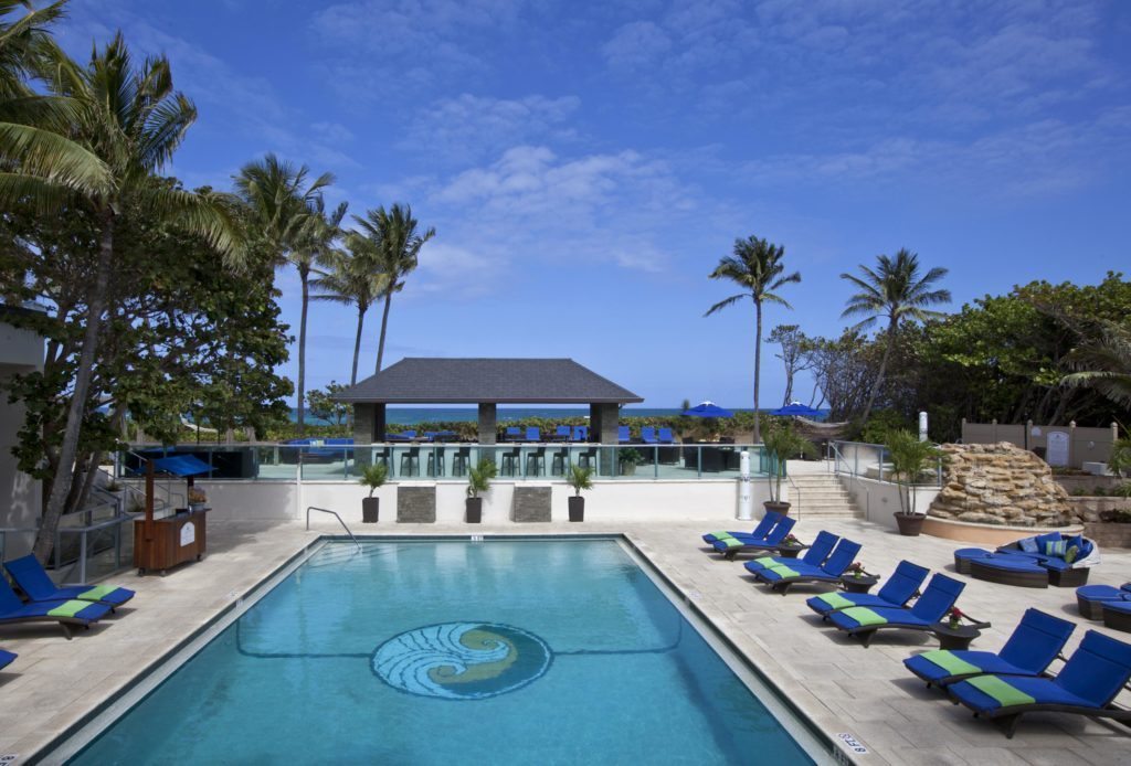 JupiterBeachResort_pool (1)