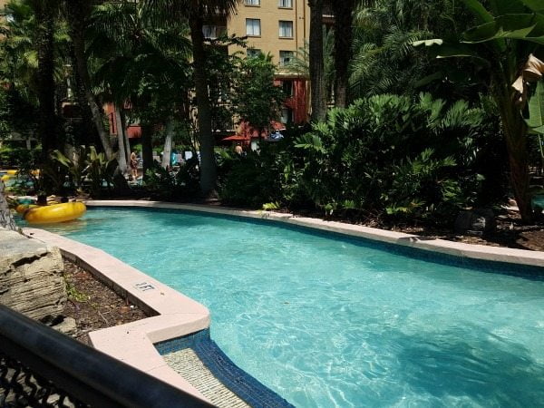 lazy-river