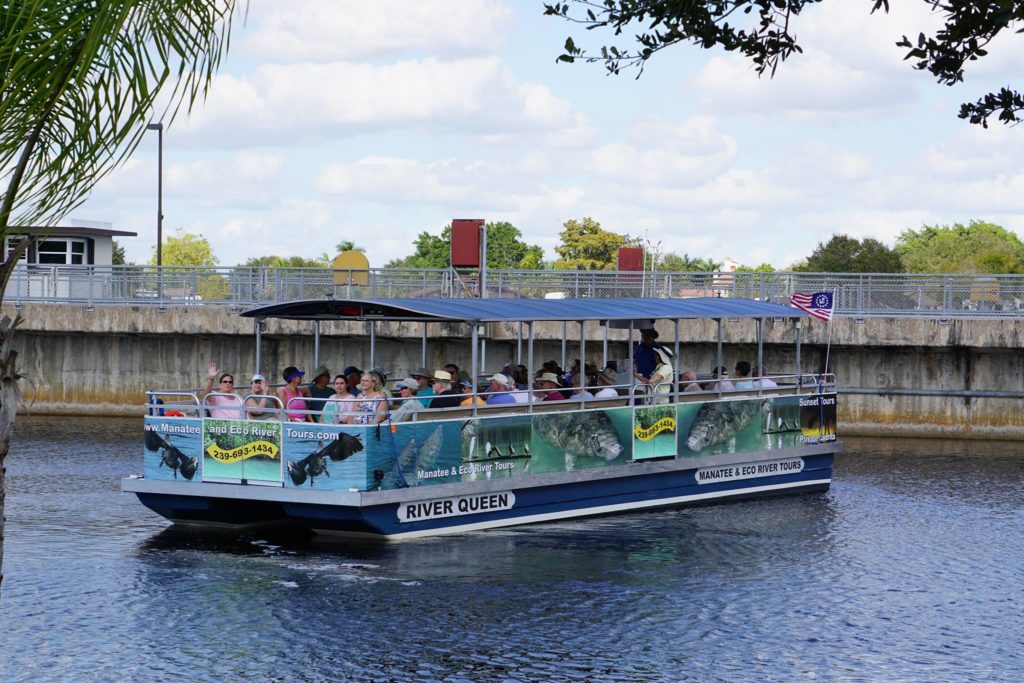 Manatee tours