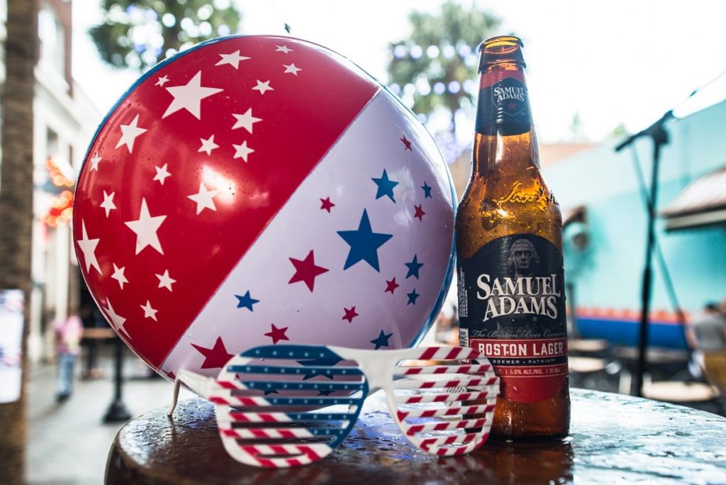 4th of July Weekend in Orlando - Red White and Brew at Wall St Plaza