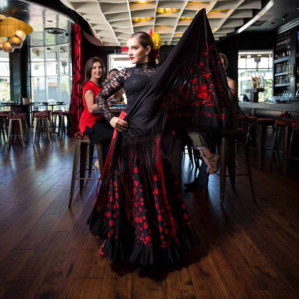 Orlando restaurants - Tapa Toro flamenco shows