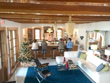black dolphin inn common space