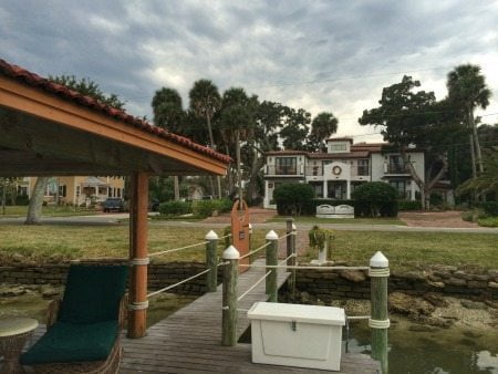 black dolphin inn exterior from dock
