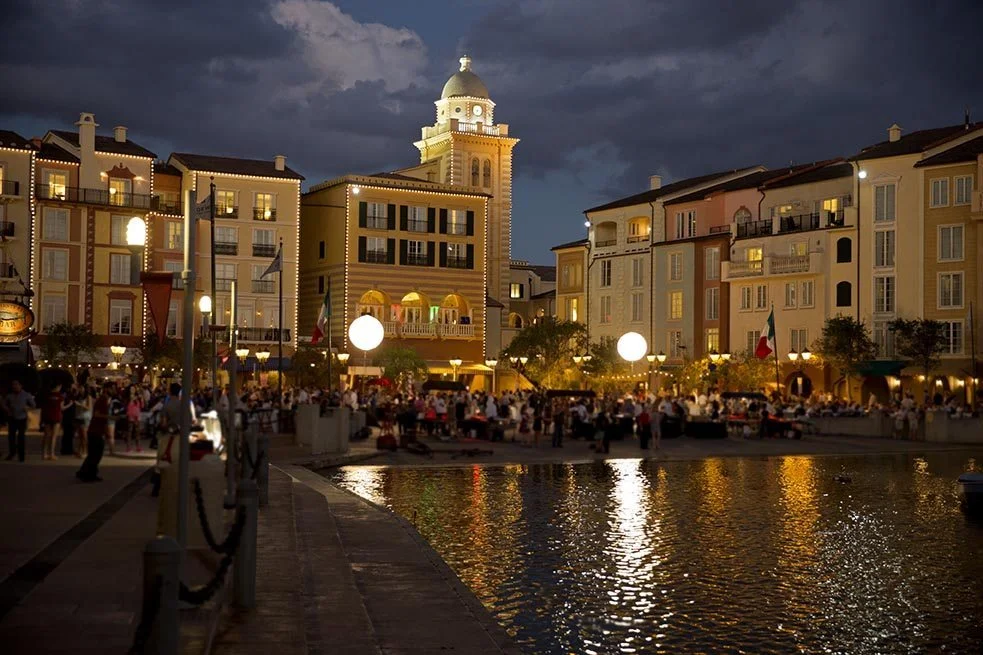 2 VIP tickets to Harbor Nights Romantico