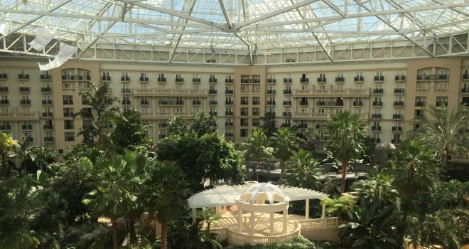 Couple at Large Photo Recap from Gaylord Palms Resort