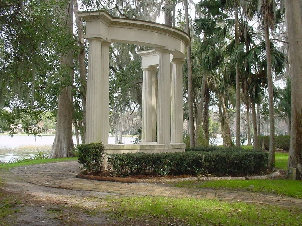 10 Perfect Picnic Spots in Orlando for a Picnic Date