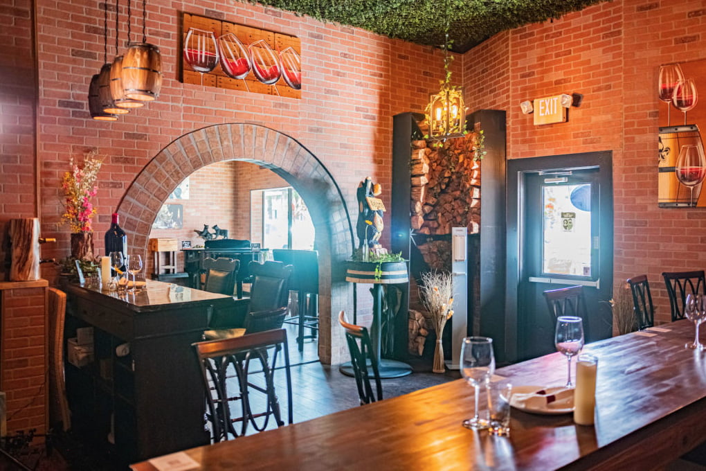 The Wine Barn - Wine Bars in Orlando