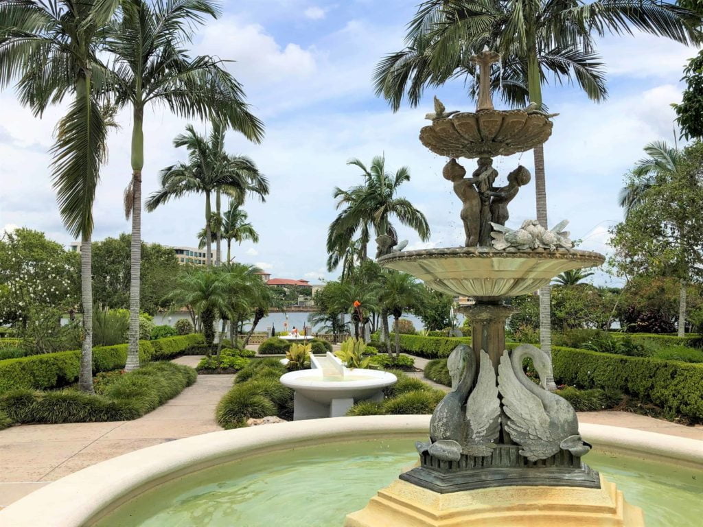 Fountain at Hollis Gardens Lakeland 