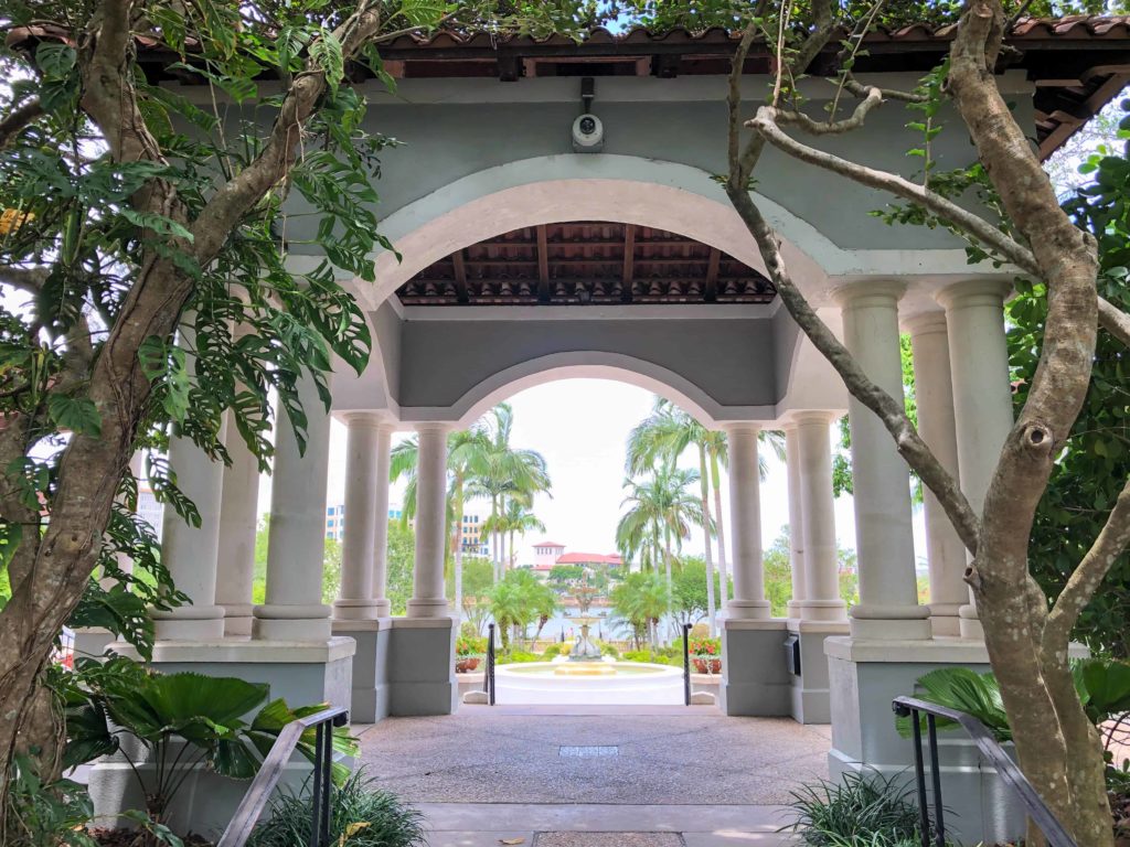 Hollis Garden Lakeland