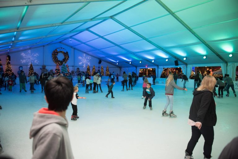 Guide to Holiday Ice Skating in Central Florida