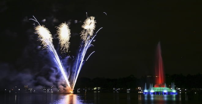 Fireworks at the Fountain Orlando