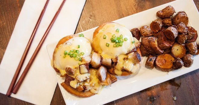 Brunch Buzz: Domu