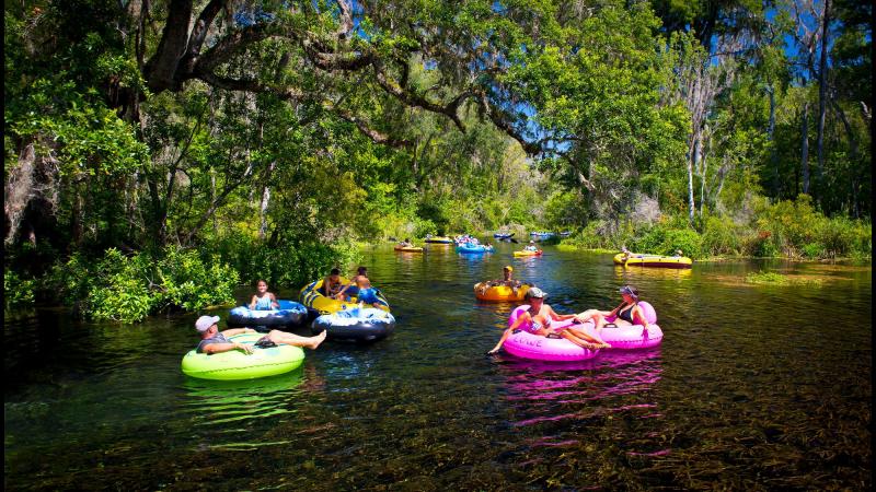 Tubing in Florida at Ichetucknee Springs State Park