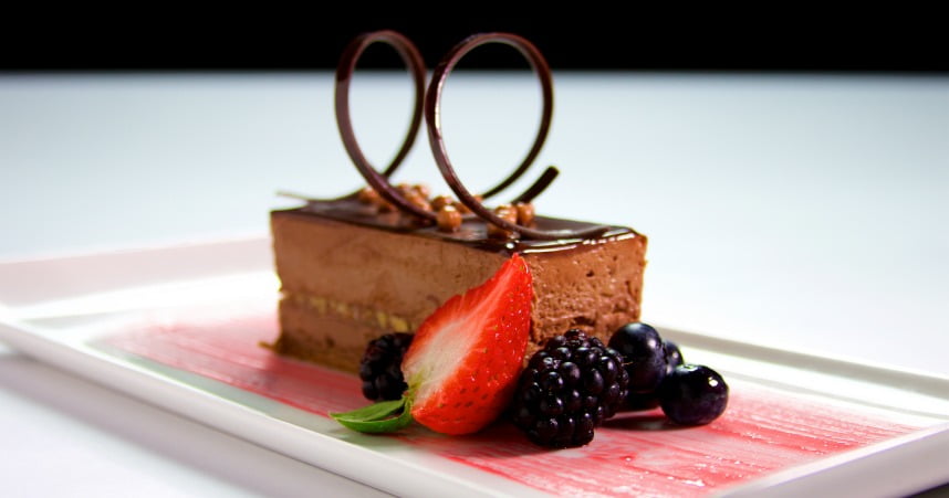 magical dining month
