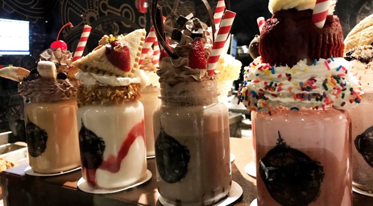 How to do a Date Night Dessert Crawl at CityWalk