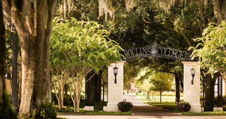 Creative and Cheap Date Night Ideas for Rollins College Students