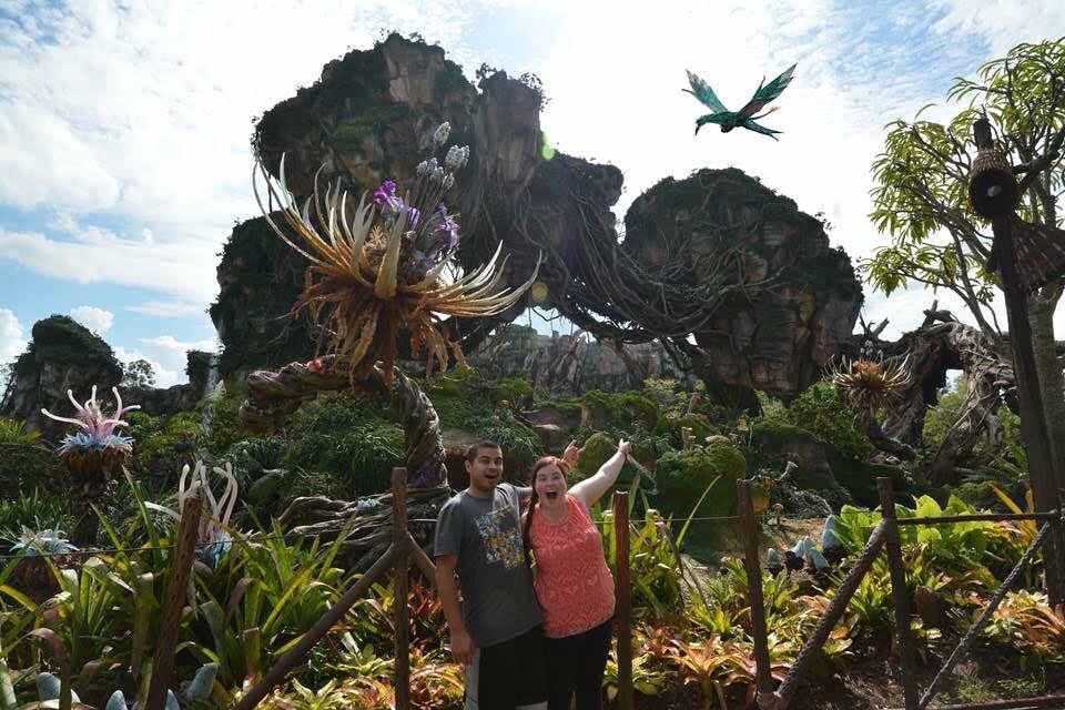 Disney PhotoPass locations for couples: Pandora World of Avatar