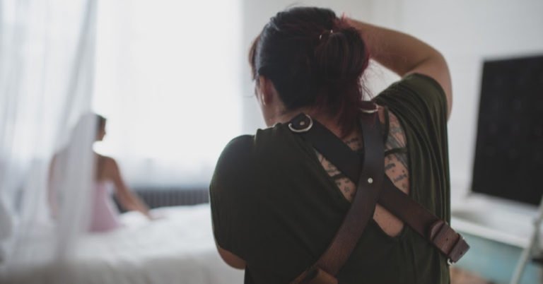 How to Book a Boudoir Photo Shoot in Orlando