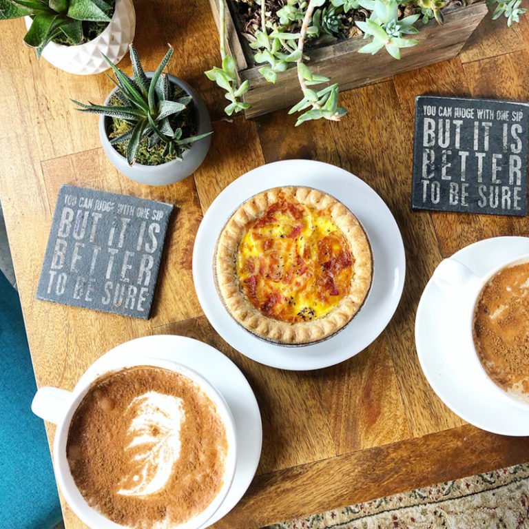 A Purrfect Date at the Orlando Cat Cafe in Clermont