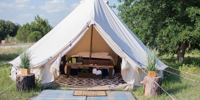 Adventurous New Date Night Experiences to try This Summer - Glamping at Lake Louisa State Park