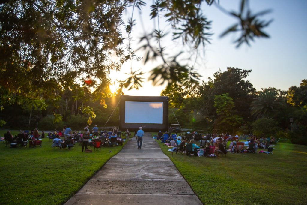 Where to Watch Free Outdoor Movies Spring 2020 - Orlando