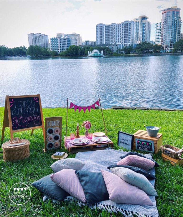 10 Perfect Picnic Spots in Orlando for a Picnic Date