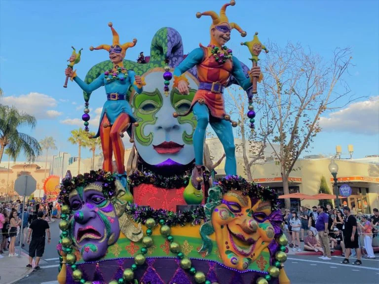 Epic Date at Universal Orlando Mardi Gras 2026 – Parade Schedule + Concert Line Up