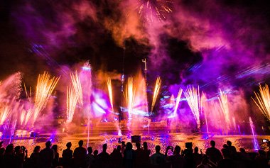 Epic Date Idea: SeaWorld’s NEW Fireworks All-Inclusive Happy Hour Party