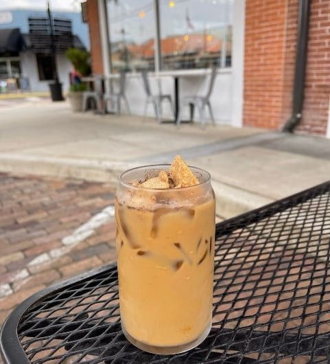 Cinnamon Toast Crunch Iced LatteThree Birds Cafe Winter Garden 