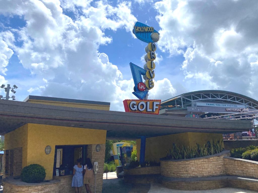 Hollywood Drive-In Golf Universal Orlando Entrance