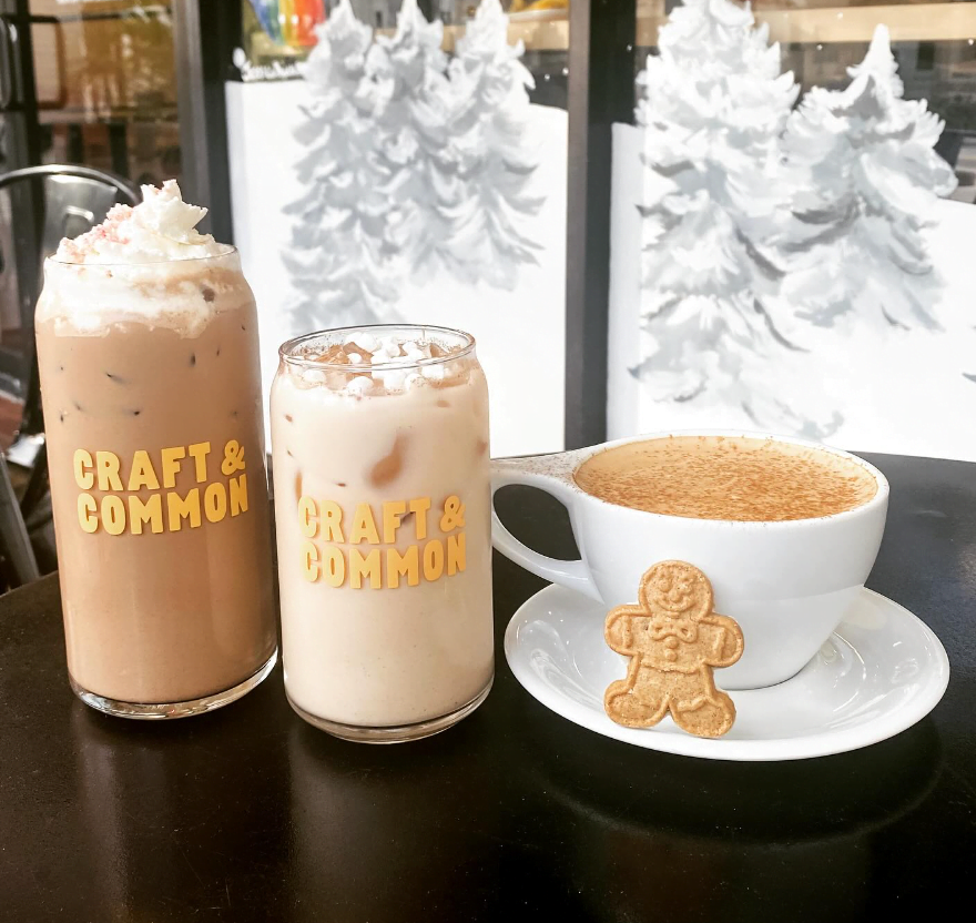 Sweater Wheather Latte from Craft and Common Orlando with gingerbread man garnish