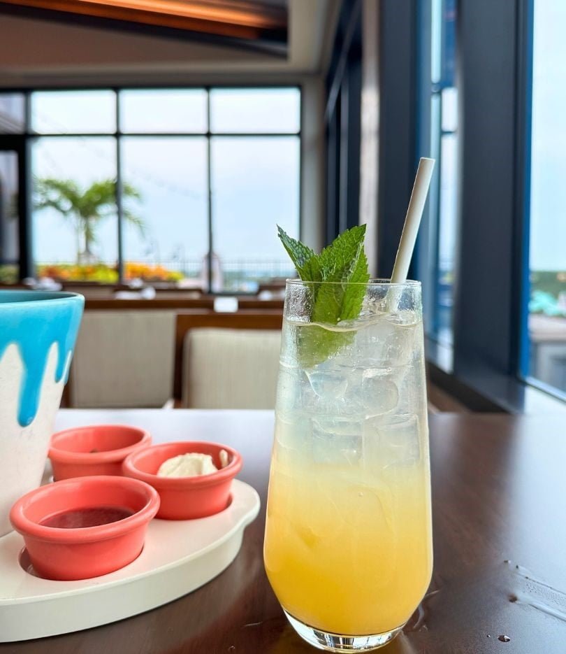 Pêche Repose Mocktail at Topolino's Terrace
