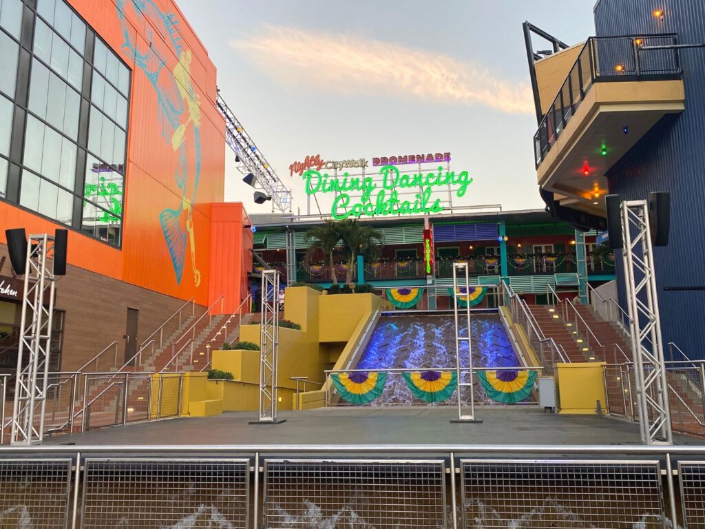 Unviersal CityWalk Mardi Gras decorations