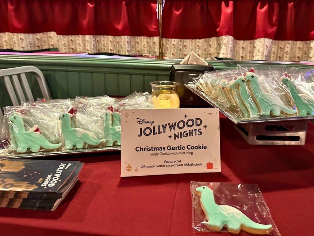 Christmas Gertie Cookie at Jollywood Nights 