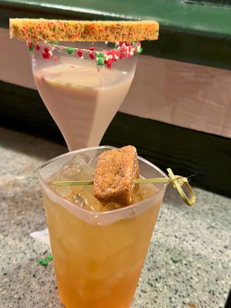 Sugar Cookie Martini and Gingerbread Spritzer No-Proof at Disney Jollywood Nights - image by Dani Meyering