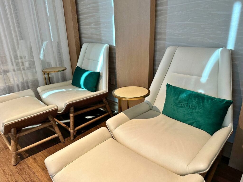 lounge chairs at Spa by JW at JW Marriott Bonnet Creek Coed Relaxation Room - image by Dani Meyering