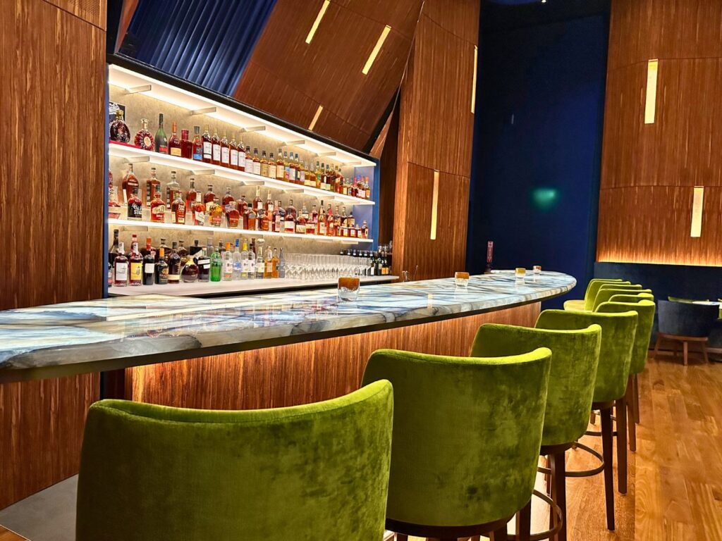 sophisticated bar at Judson's Live in Orlando