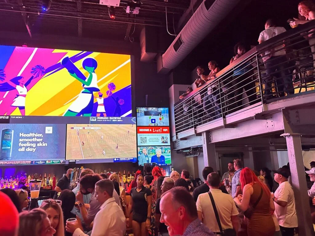 Sports and Social Orlando Bar Area and Split Level - image by Dani Meyering