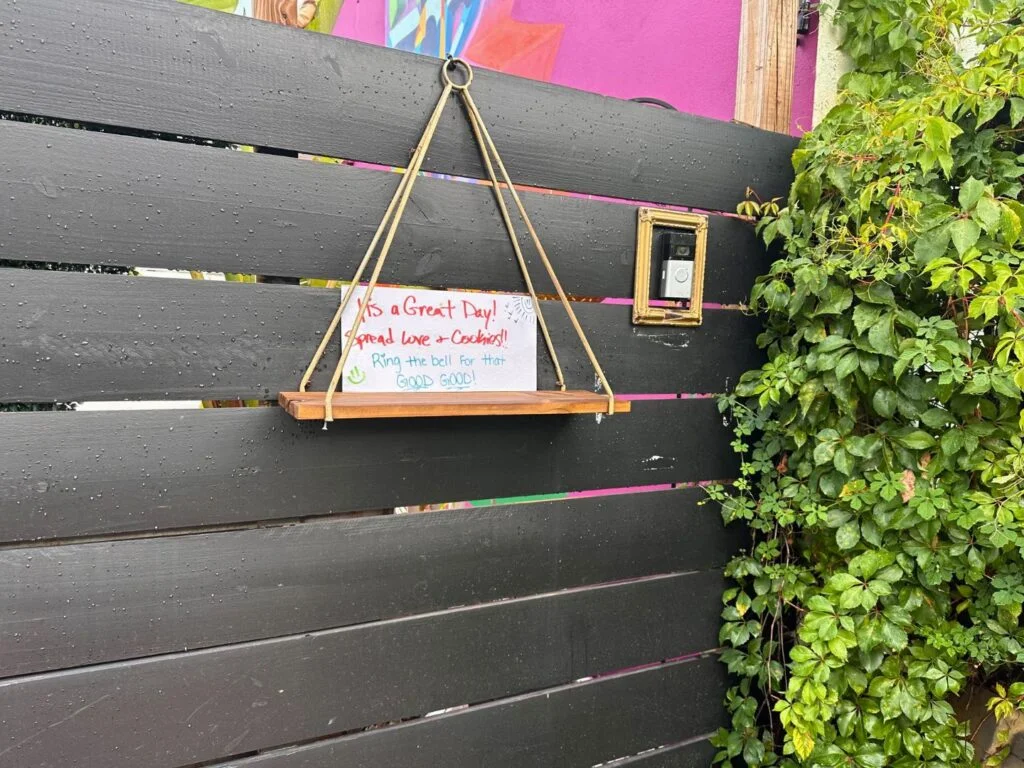 Entrance to Phat Ash Bake Cookies