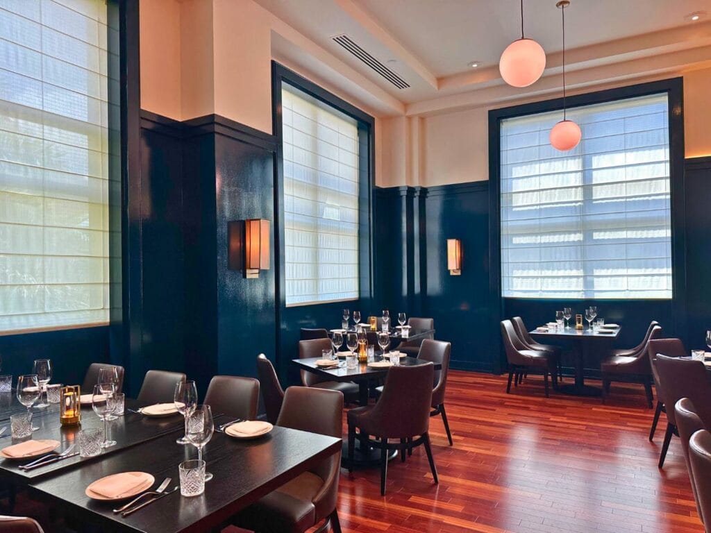 Bourbon Steak Orlando Dining Room with windows - image by Dani Meyering