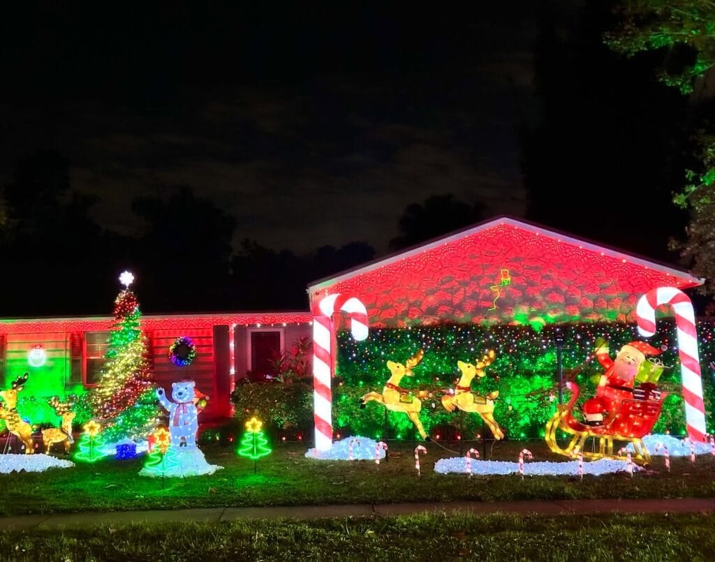 Mark David Blvd Casselberry - image by Dani Meyering