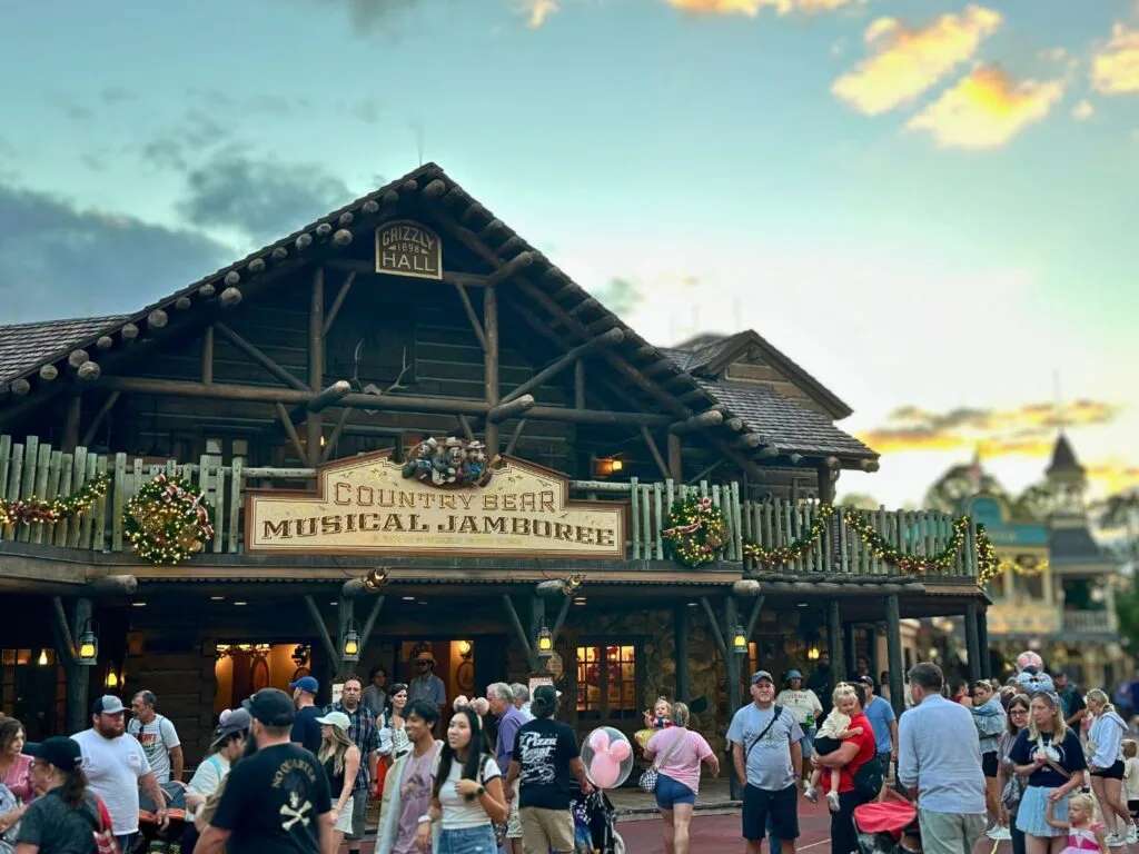 New Christmas Decorations at Magic Kingdom Country Bears Musical Jamboree - image by Dani Meyering