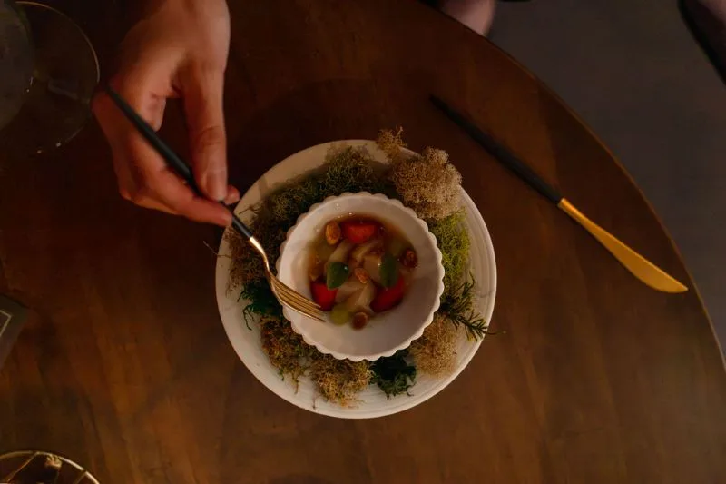 ÔMO by Jônt Magical Dining