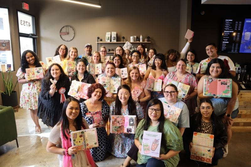 Local Orlando creatives gather for a craft meetup with Junk Journal Junkie
